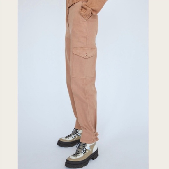 Aritzia Wilfred Free Modern Cargo Pant Size 4 Tan Relaxed - Picture 1 of 10